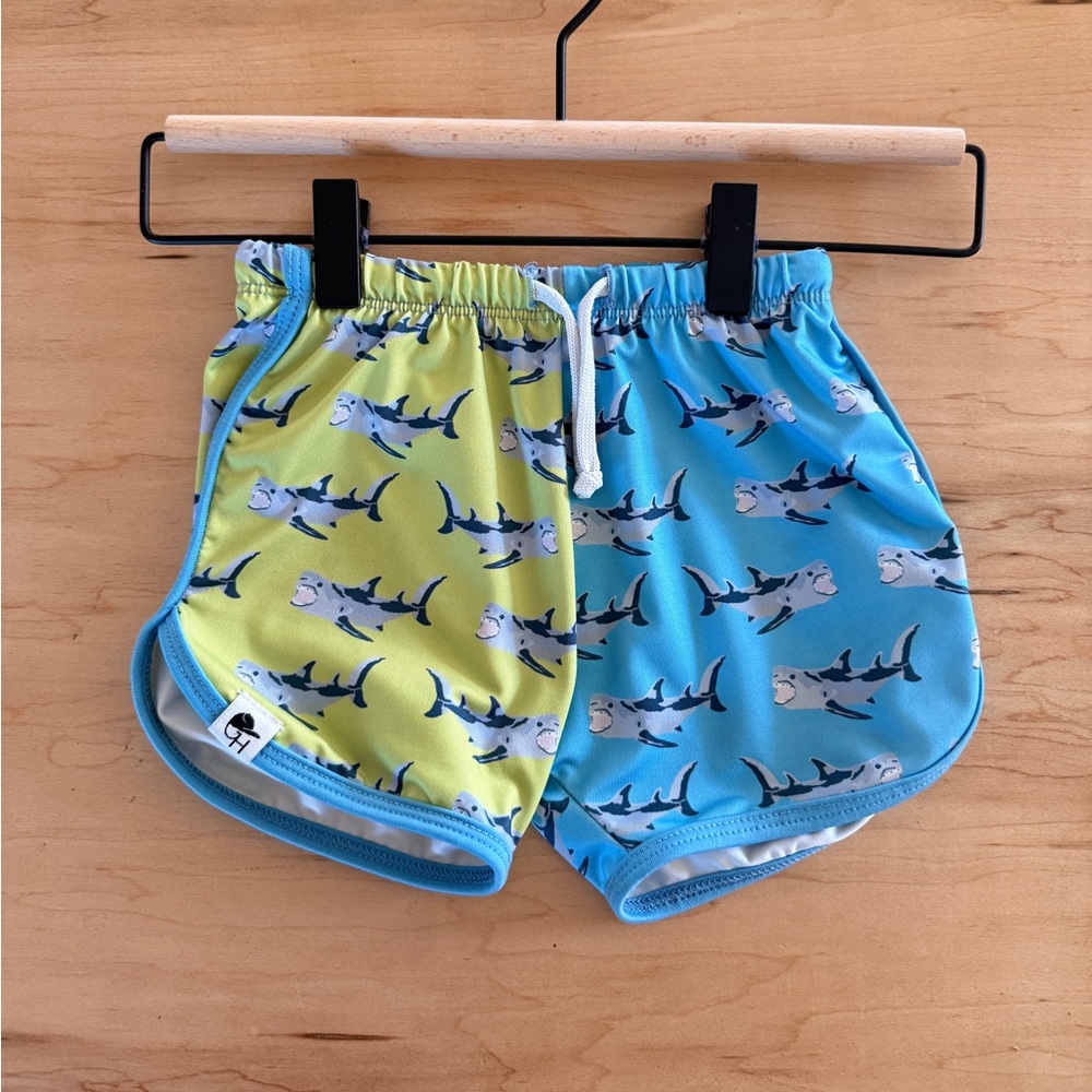 George Hats Shark Track Swim Shirts 3/4